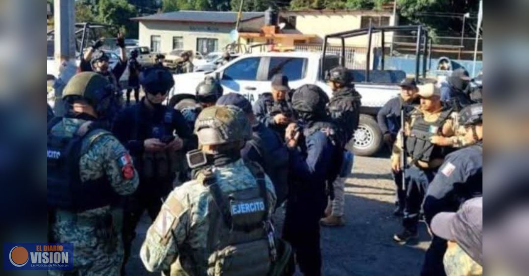 Ataque a presidencia municipal, deja un policía y un civil muertos