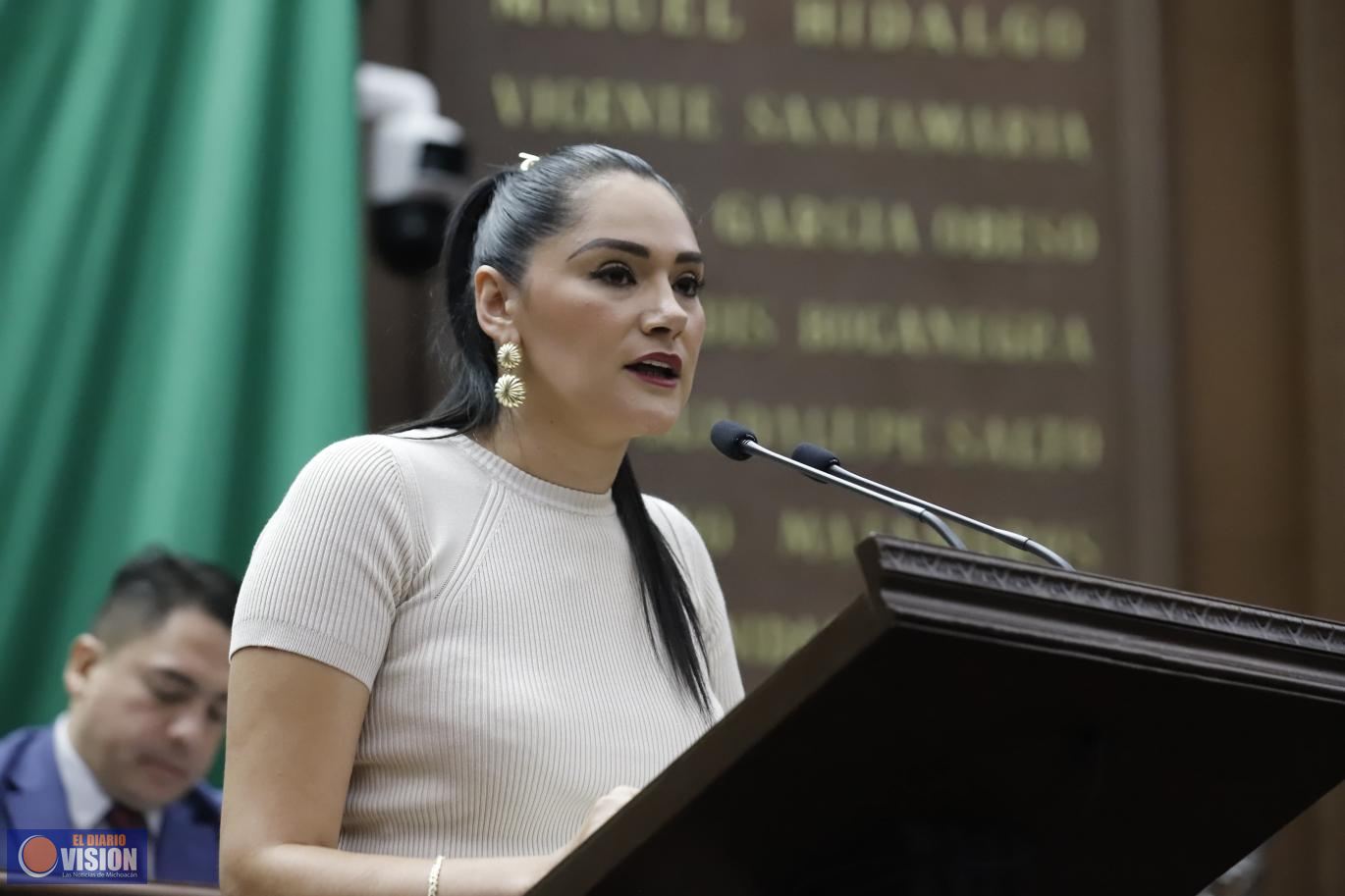 Presentan Sandra Arreola y Alejandro Arévalo iniciativa de Imagen Institucional para Michoacán