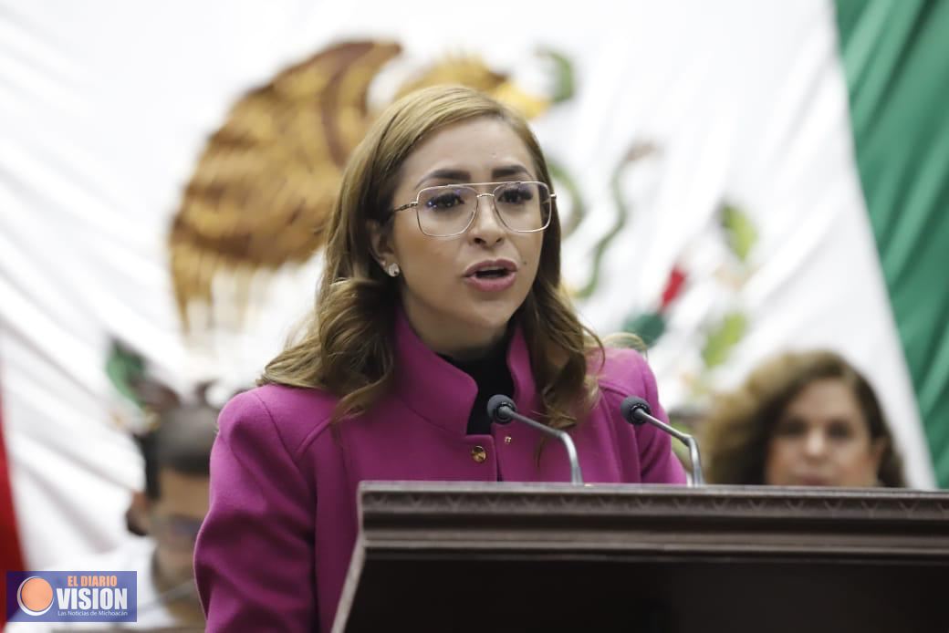 Grecia Aguilar presenta iniciativa para garantizar flexibilidad laboral y fomentar la crianza activa