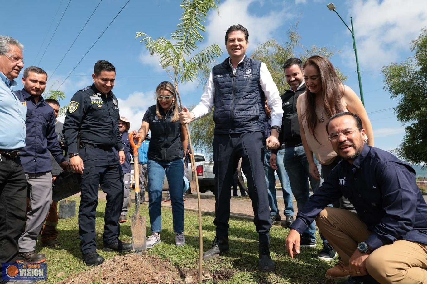 Alfonso Martínez arranca jornada de Reforestación Urbana