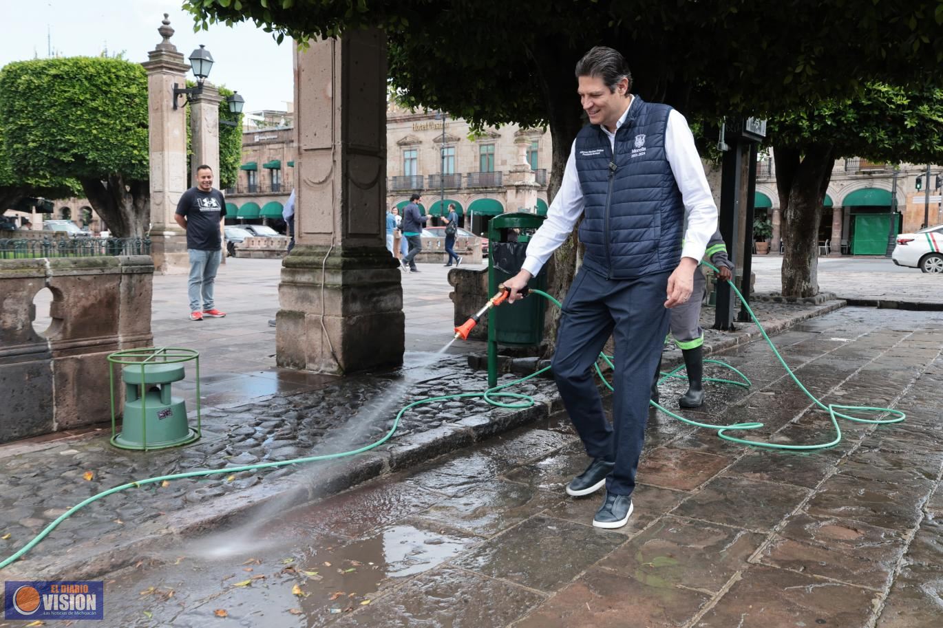 Gobierno de Morelia pone en operación moto pipas para  mantenimiento de espacios públicos