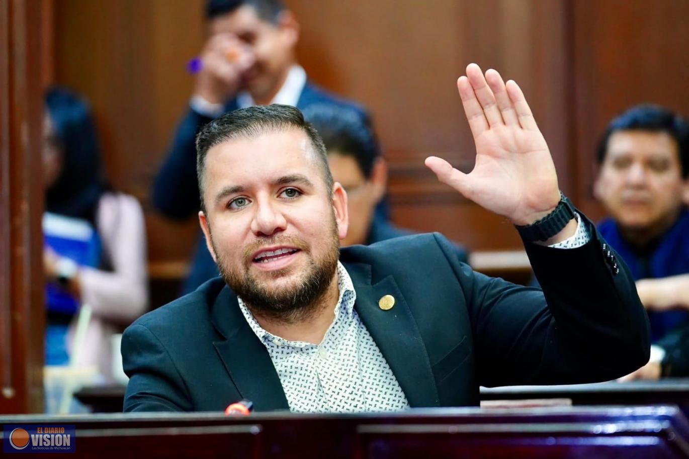 Propone Reyes Galindo que oficiales del Registro Civil en Michoacán cuenten con formación jurídica