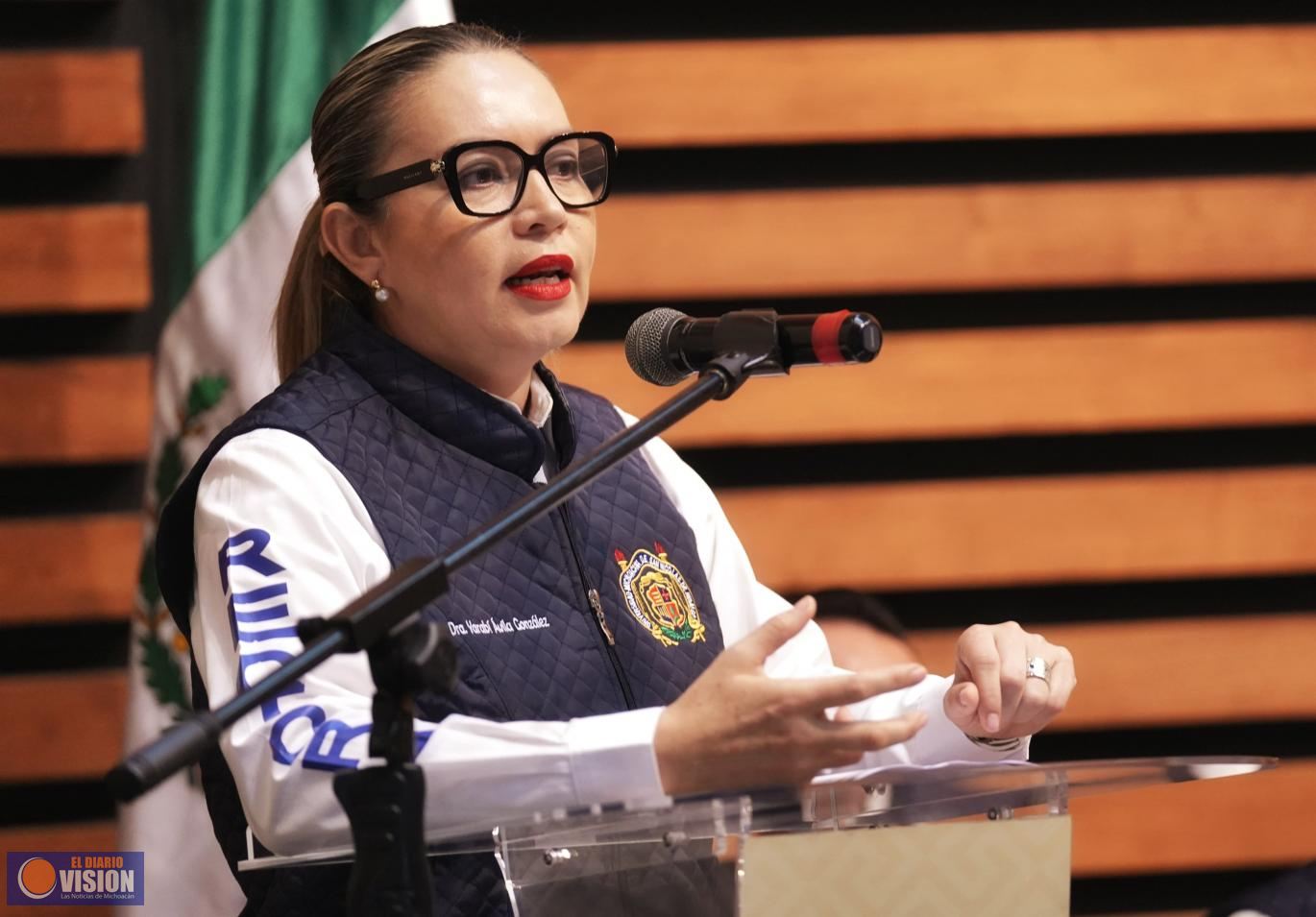 Yarabí reconoce a estudiantes que realizarán servicio social en comunidades que más lo necesitan