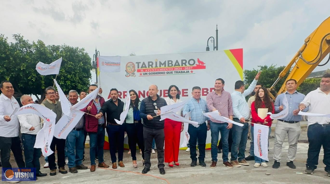 Comienza modernización de calles frente a la plaza de Téjaro