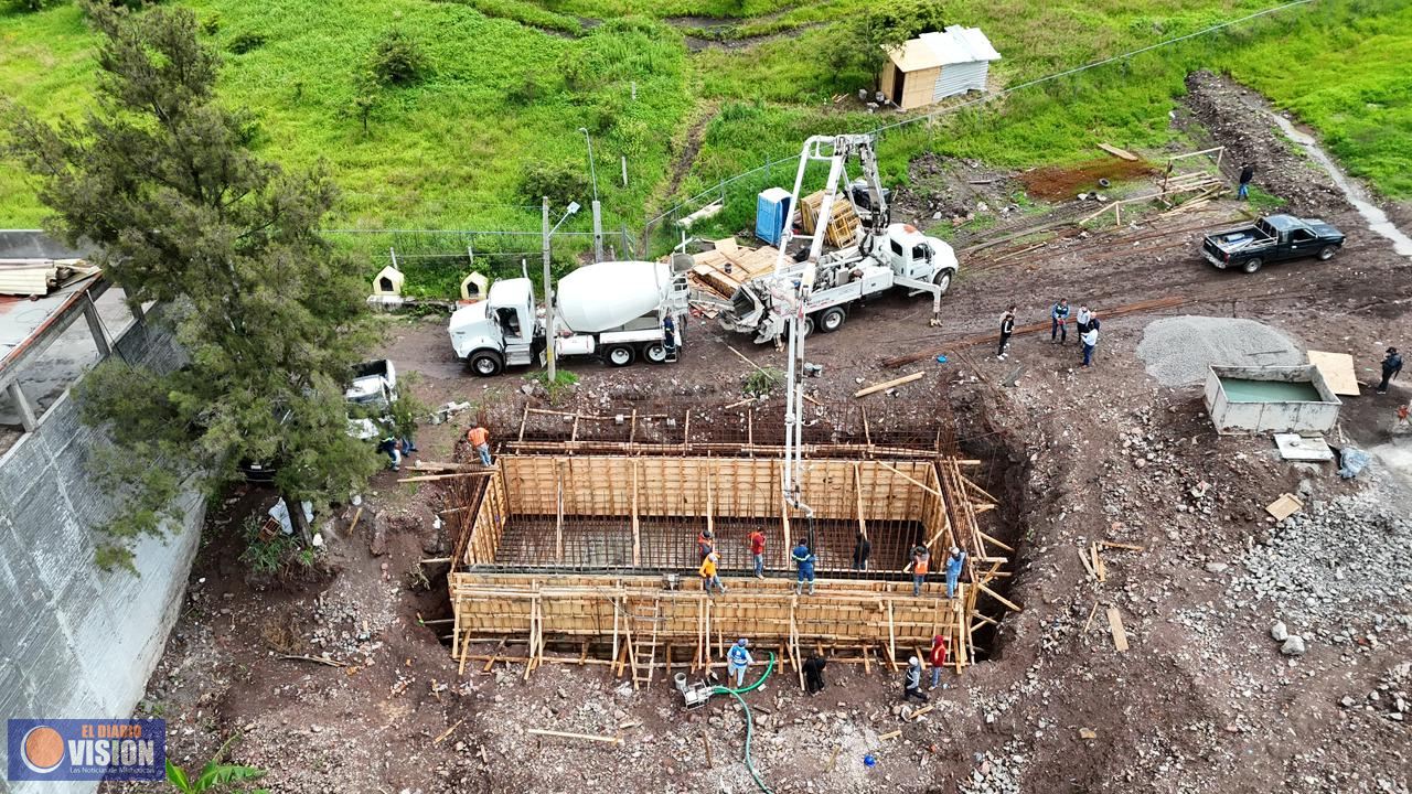 Supervisa Adolfo Torres avances del Acuaférico de Morelia en Lomas del Punhuato