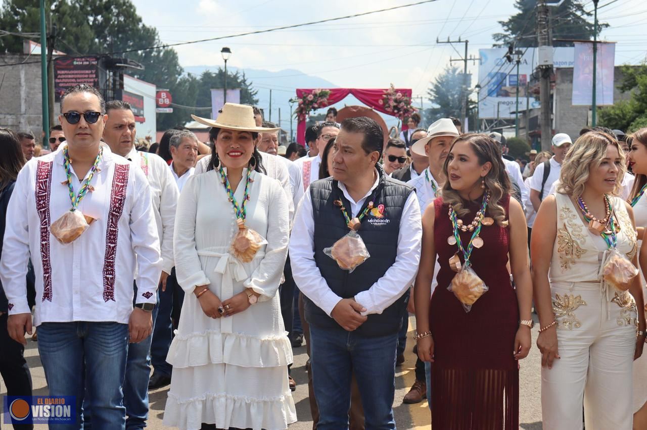 Comienza la magia de Santa Clara con su Feria Nacional del Cobre