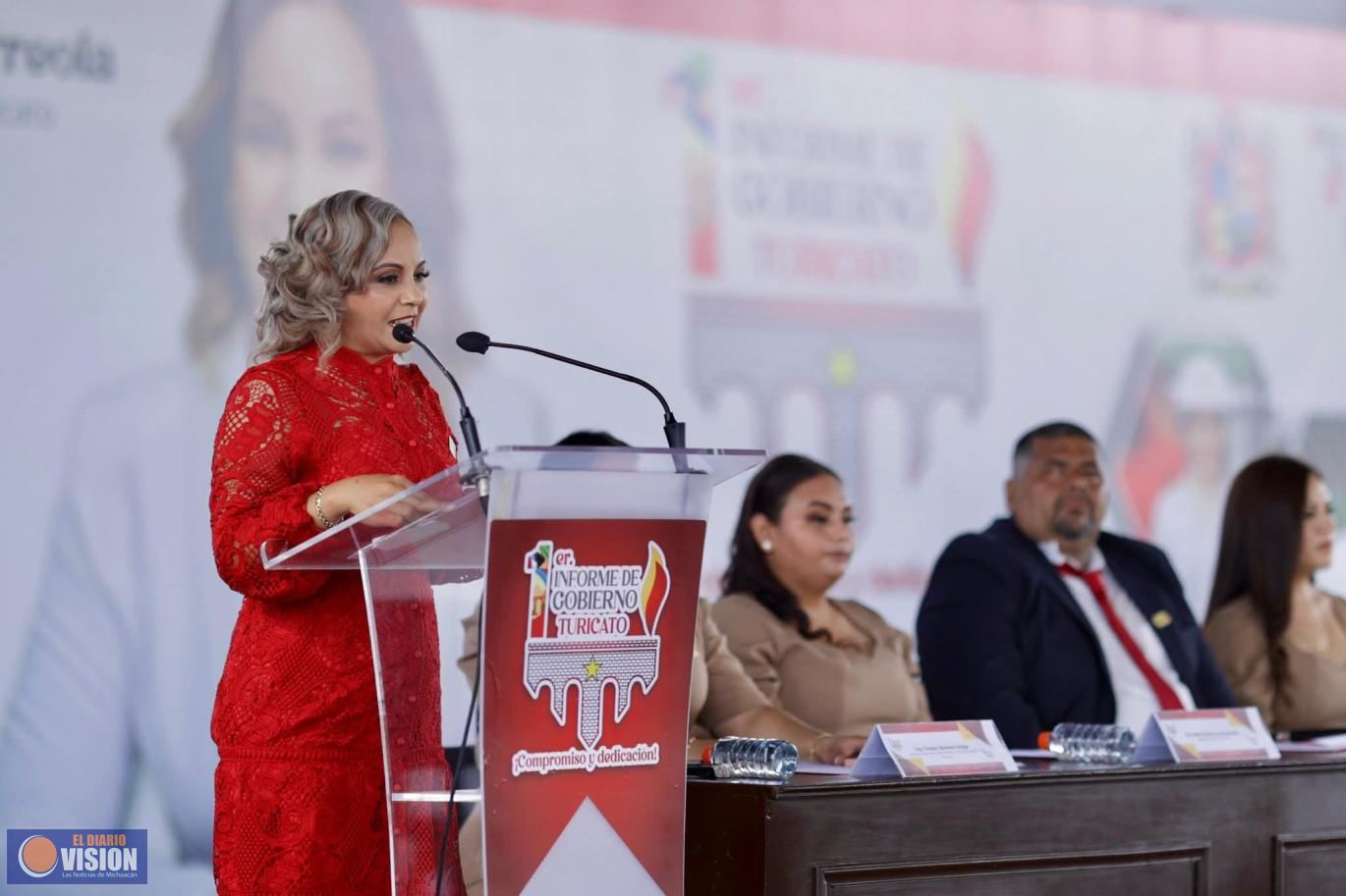 Rinde Graciela Hernández Arreola, Primer Informe de Gobierno