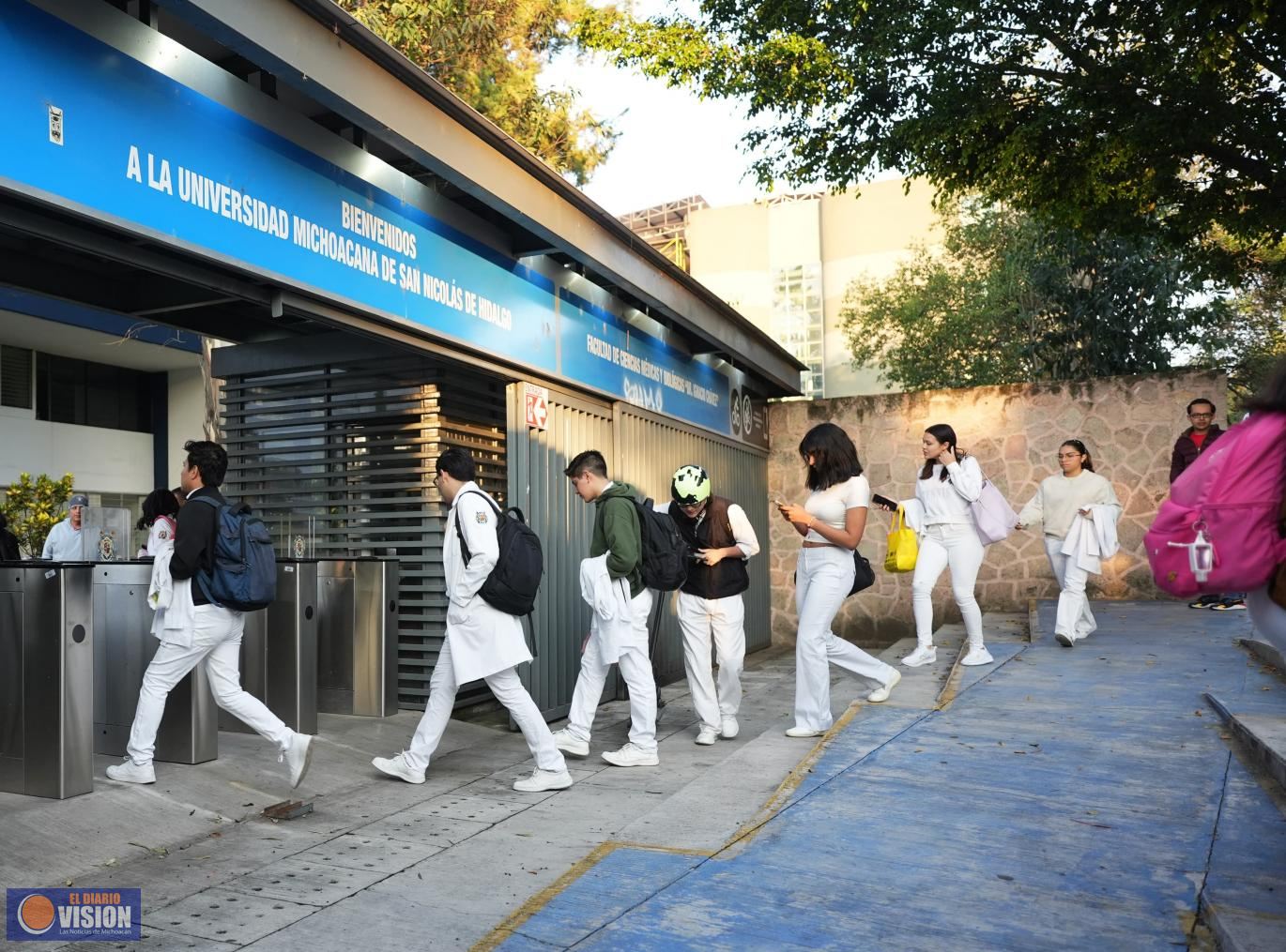 UMSNH arranca Ciclo Escolar 2025-2026, Yarabí Ávila da la bienvenida a quiénes se incorporan