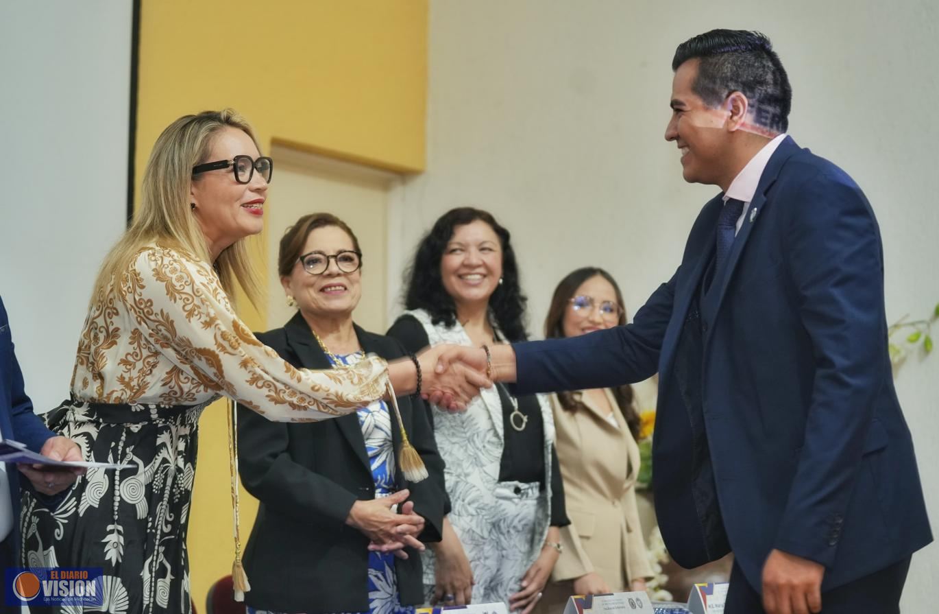 En donde está presente la Universidad Michacana, hay profesionalismo: Yarabí Ávila