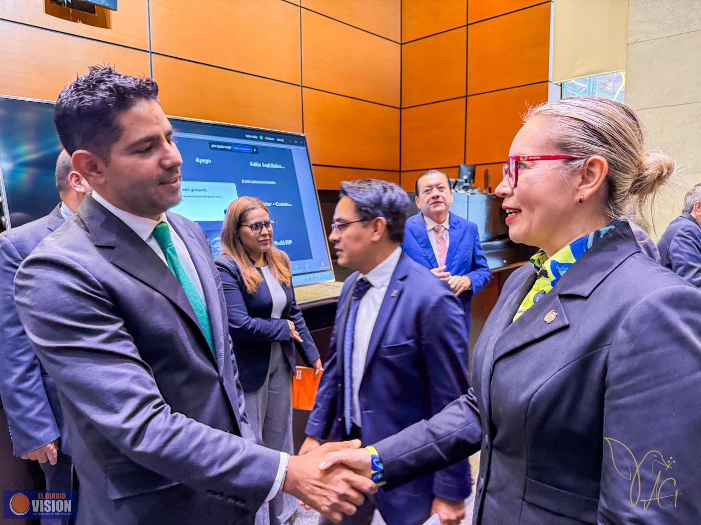 Rendición de cuentas, premisa para Yarabí Ávila; entrega Estados Financieros Auditados a la ASF