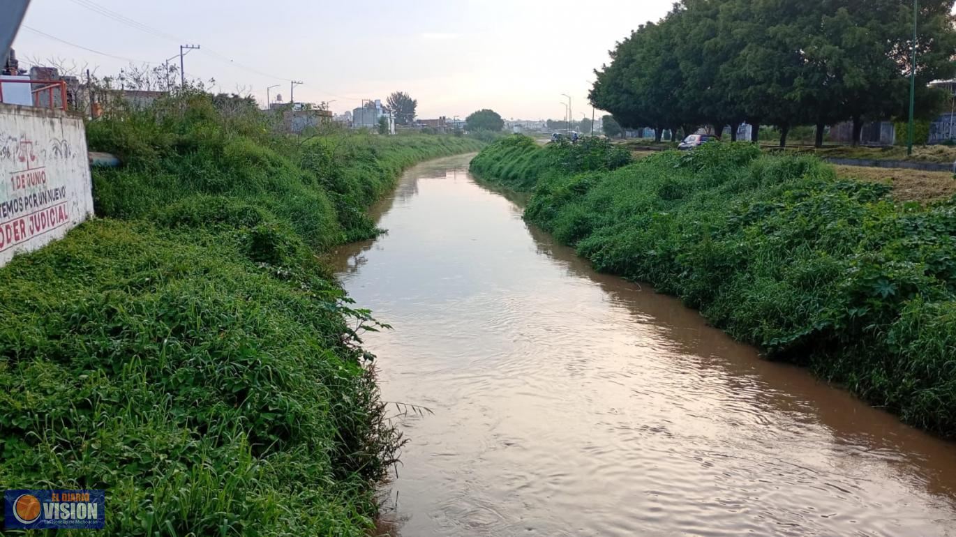 Supervisa Adolfo Torres niveles de ríos y brinda atención a zonas afectadas por lluvias
