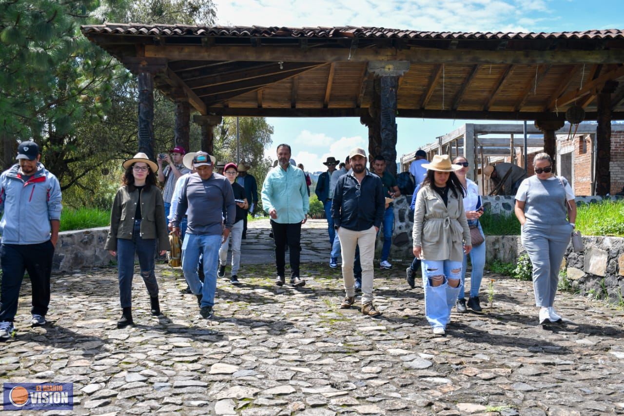 Julio Arreola Impulsa Acciones Históricas para la Conservación del Lago de Pátzcuaro