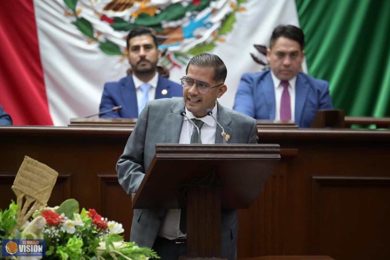 Vocación de servicio regirá trabajo del GPPRD, remarca Conrado Paz al iniciar 2º Año Legislativo