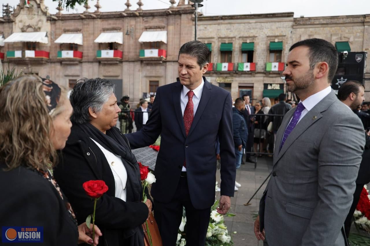 Rinden homenaje a víctimas del atentado de 2008