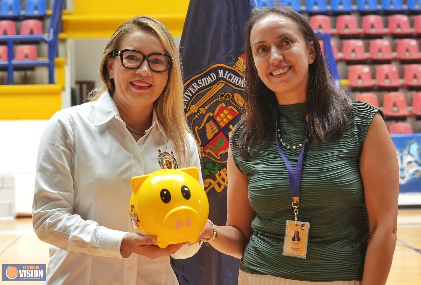 A ser embajadores del buen hacer invita Yarabí Ávila a estudiantes nicolaitas