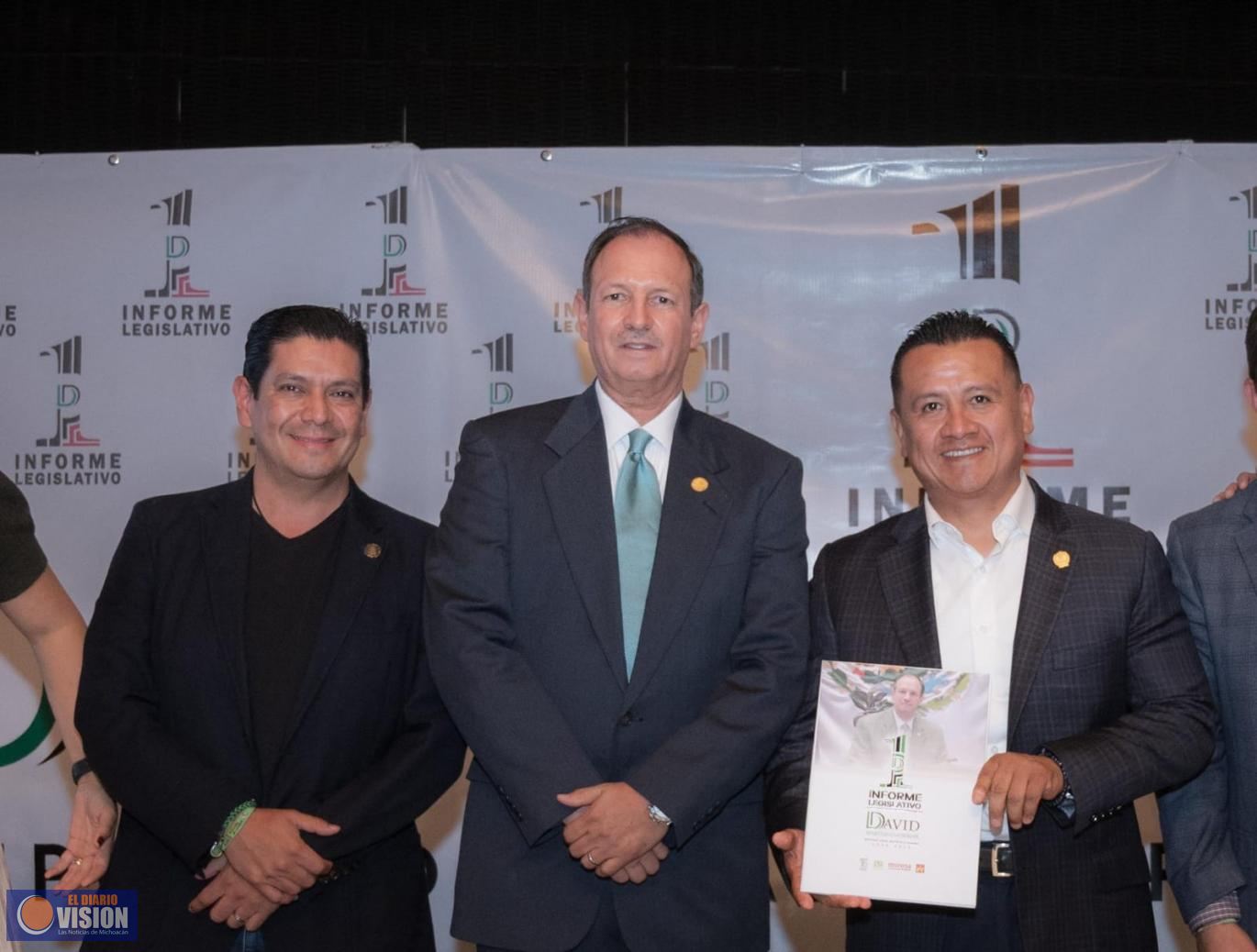 David Martínez Gowman rinde Informe de Actividades Legislativas