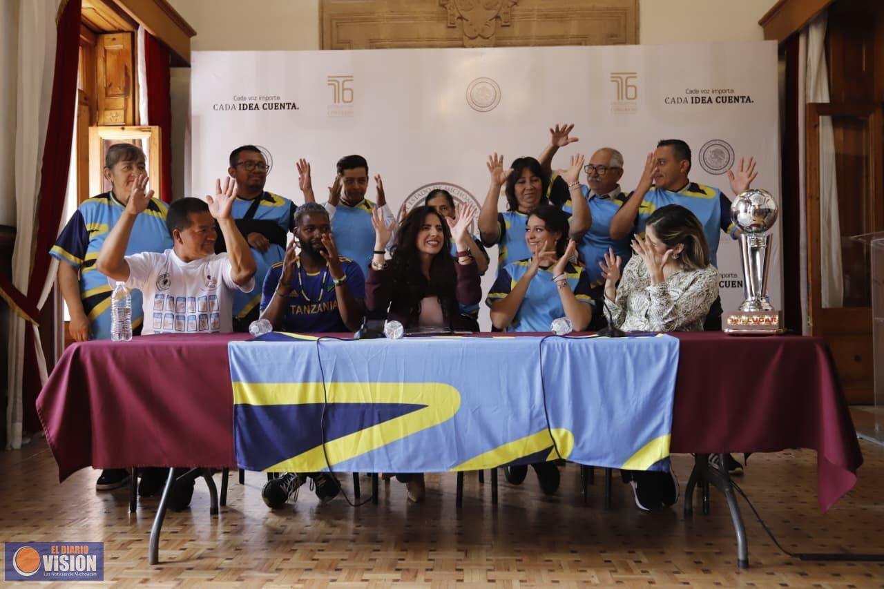 Colocan bandera de la comunidad sorda en el Palacio Legislativo