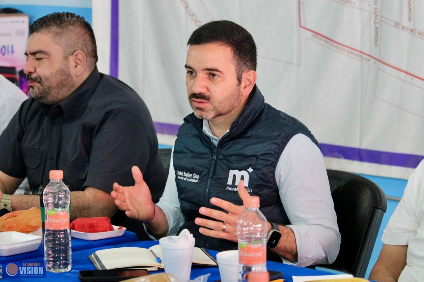 Yankel Benítez estrecha comunicación con directiva del Mercado de Abastos