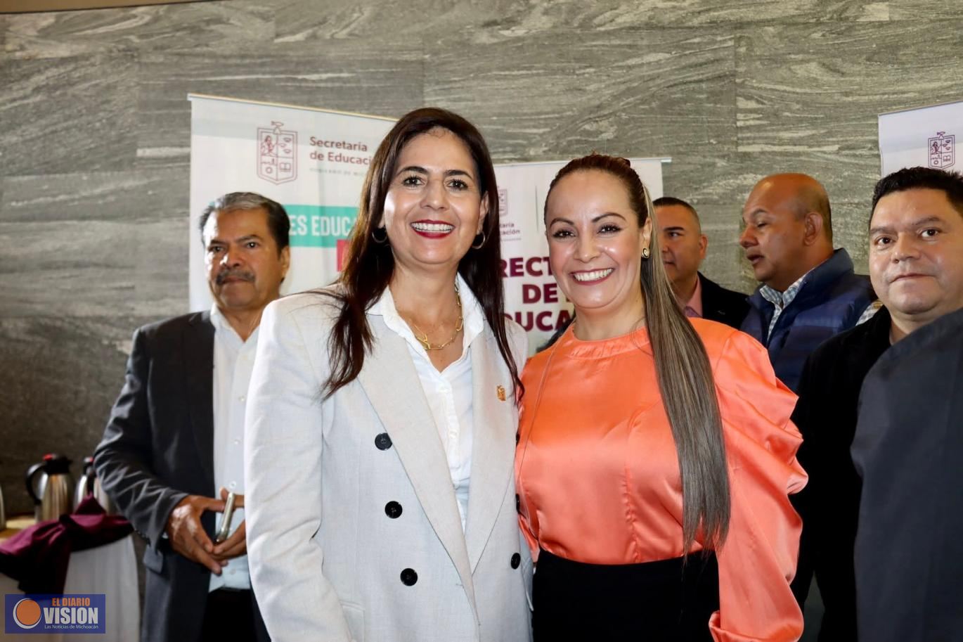 Revisa Graciela Hernández Arreola avances de programas educativos con la titular de la SEE 