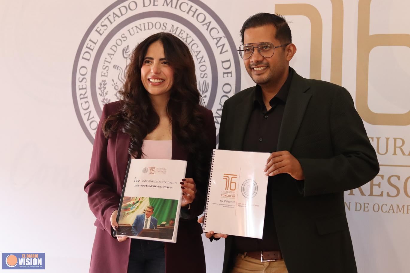 Conrado Paz entrega su Primer Informe Legislativo a la Mesa Directiva del Congreso