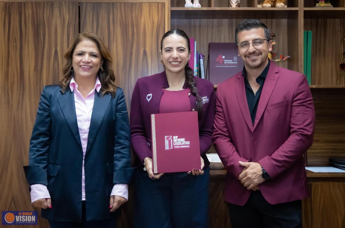 Diputado Toño Mendoza entrega su Primer Informe ante el Congreso del Estado de Michoacán