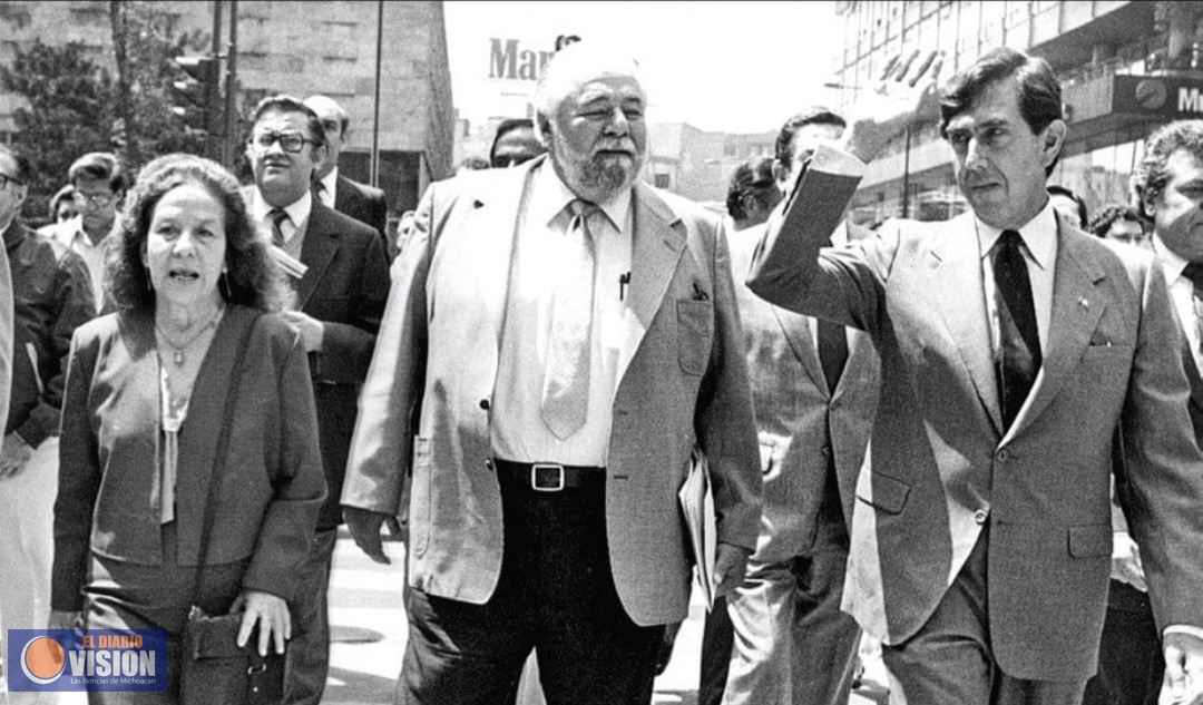 Guardan minuto de silencio en la Cámara de Diputados en memoria de Manuel J. Clouthier