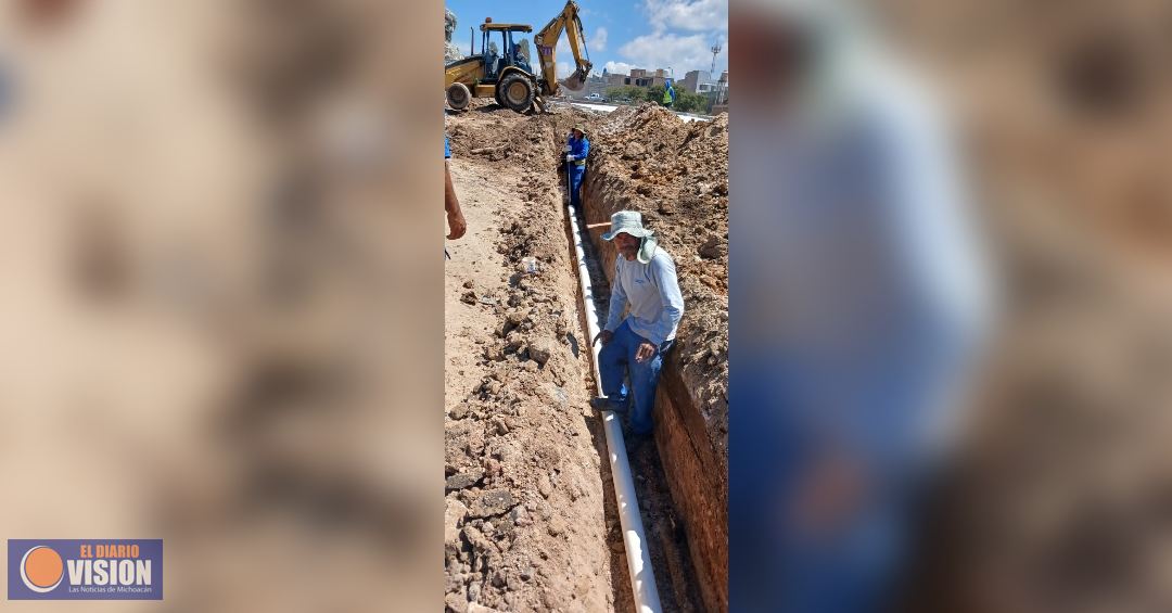 Conexión en colonia Ríos Mexicanos mejorará el suministro de agua en la zona: Adolfo Torres