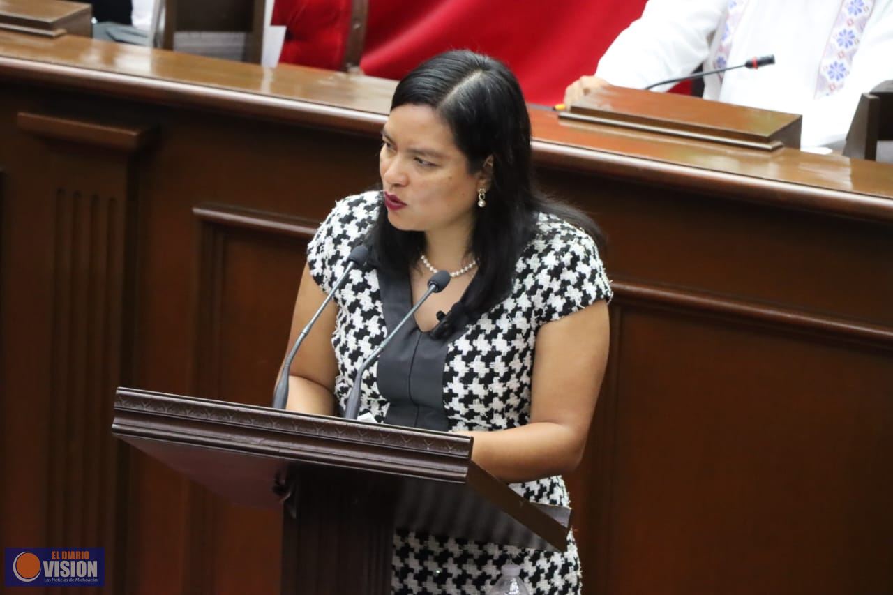 Diputada Eréndira Isauro propone una nueva Ley de Archivos para Michoacán