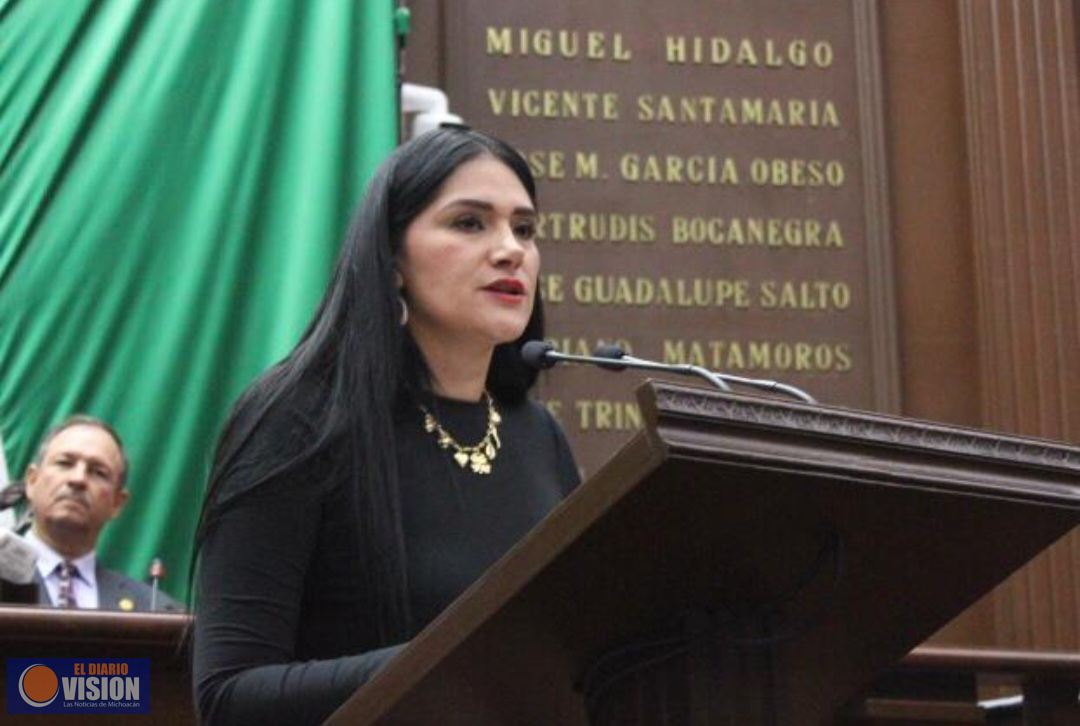 Diana Espinoza presenta propuesta para mejorar movilidad en Morelia, con Trolebús