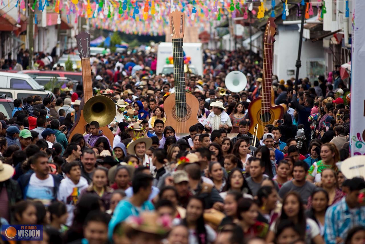 Guitarras de Paracho, artesanía de calidad mundial: Sectur Michoacán