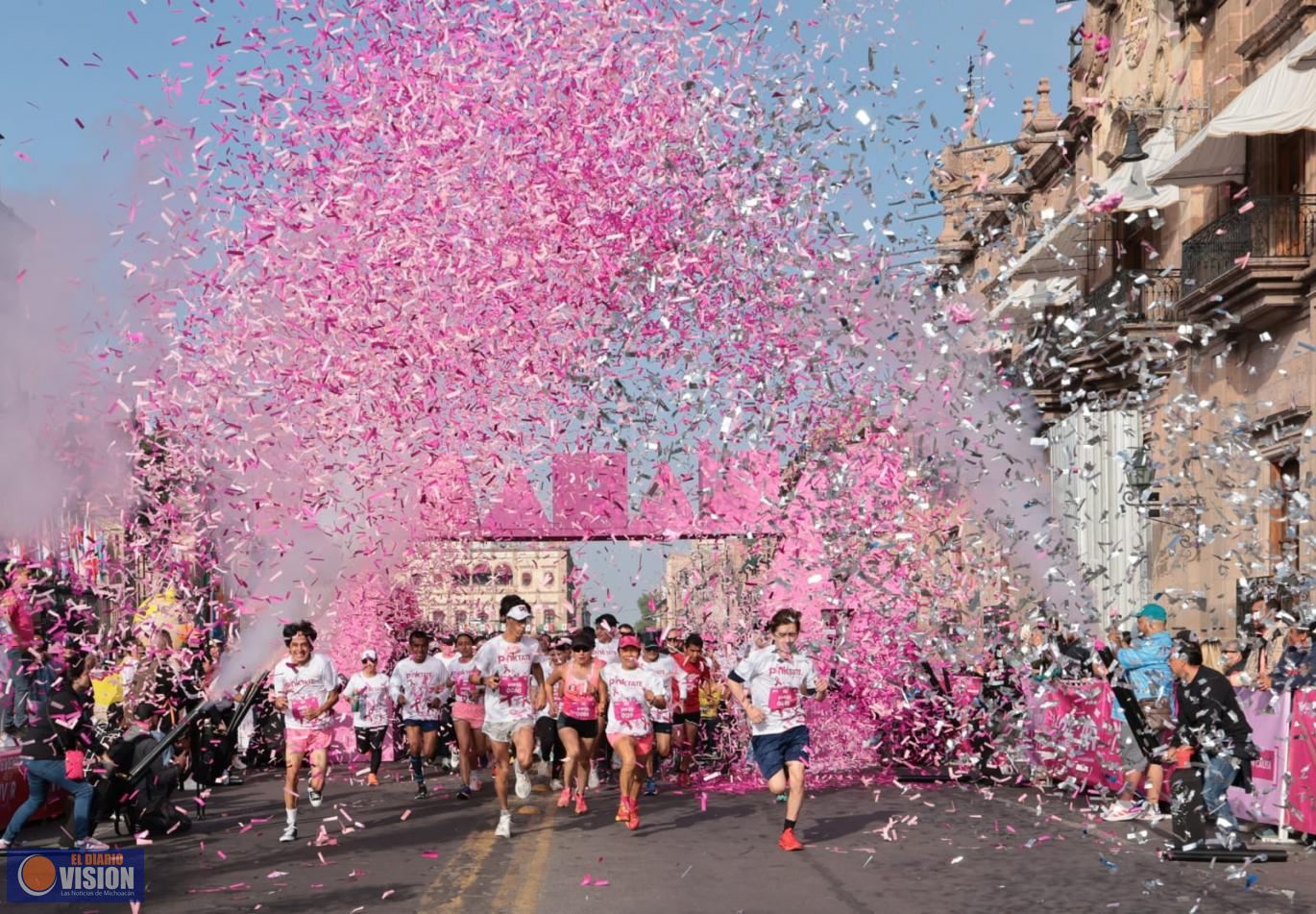 Pinktate de Rosa, pinta de color y amor el centro de Morelia