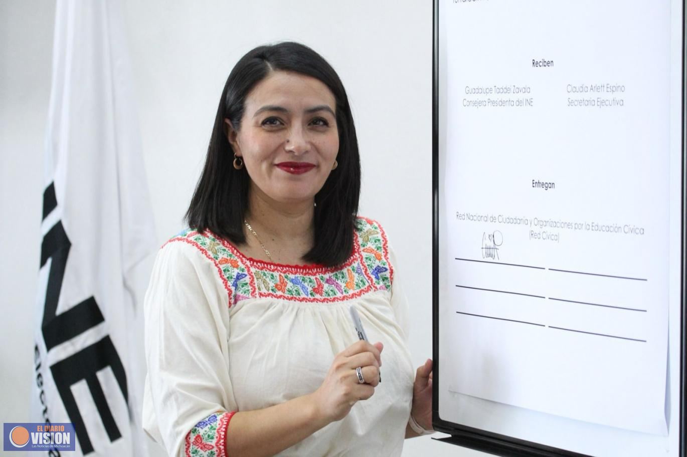 Consejera Carol Arellano impulsa  propuestas para fortalecer educación cívica en Reforma Electoral