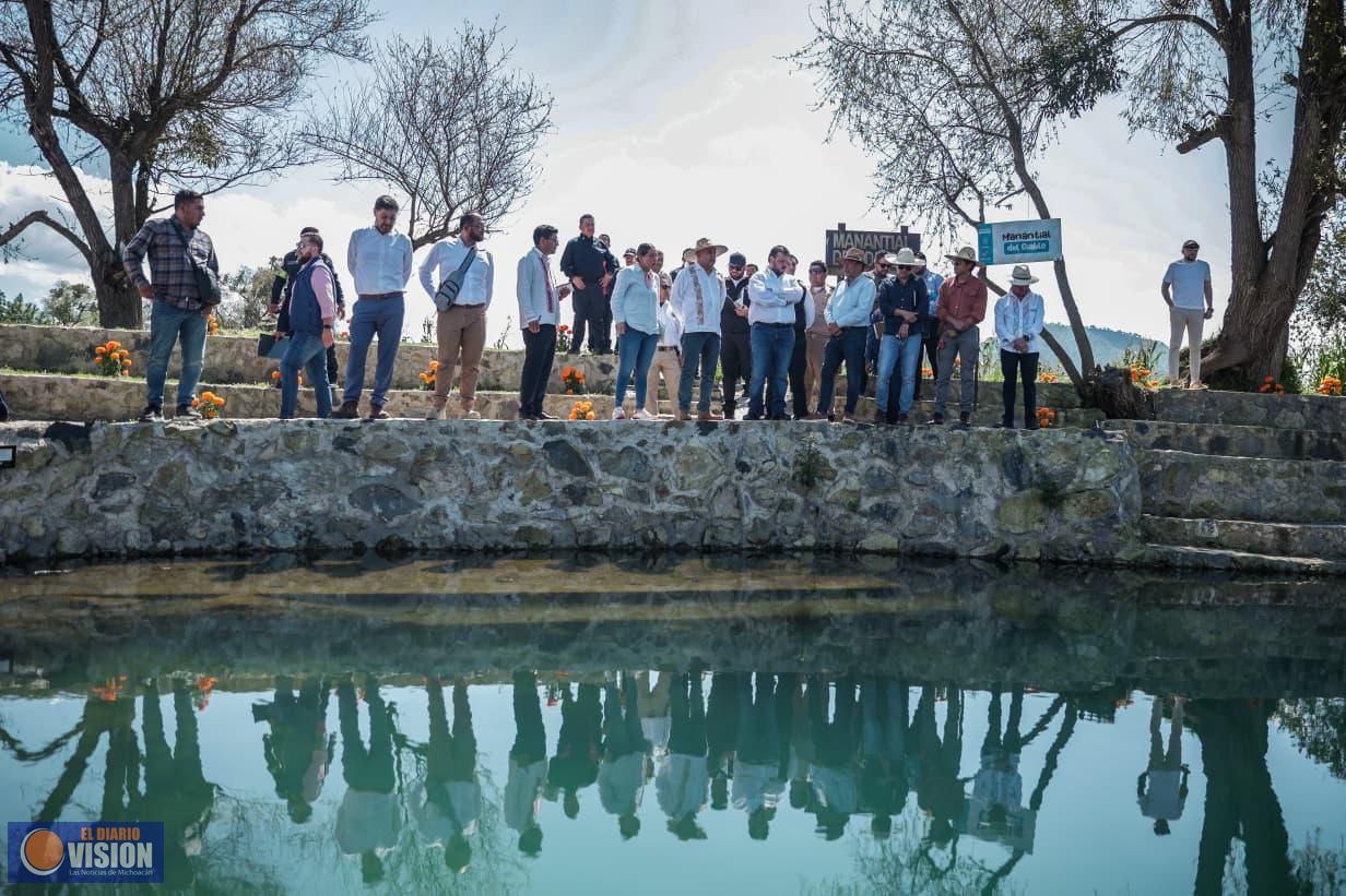 Carreteras libres en Michoacán para recibir a turistas en Noche de Muertos: Raúl Zepeda