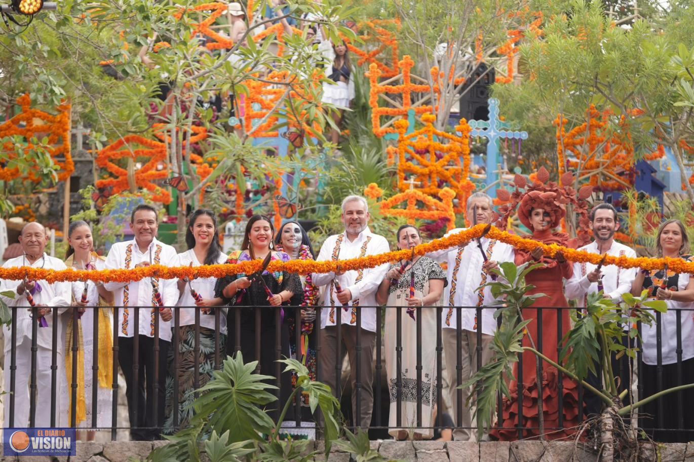 Michoacán, invitado especial en Festival de Vida y Muerte de Xcaret, muestra de Noche de Muertos