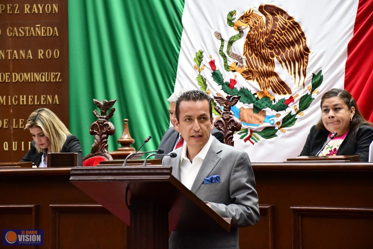 Propone diputado Toño Salas garantizar derechos a madres trabajadoras y sus hijos