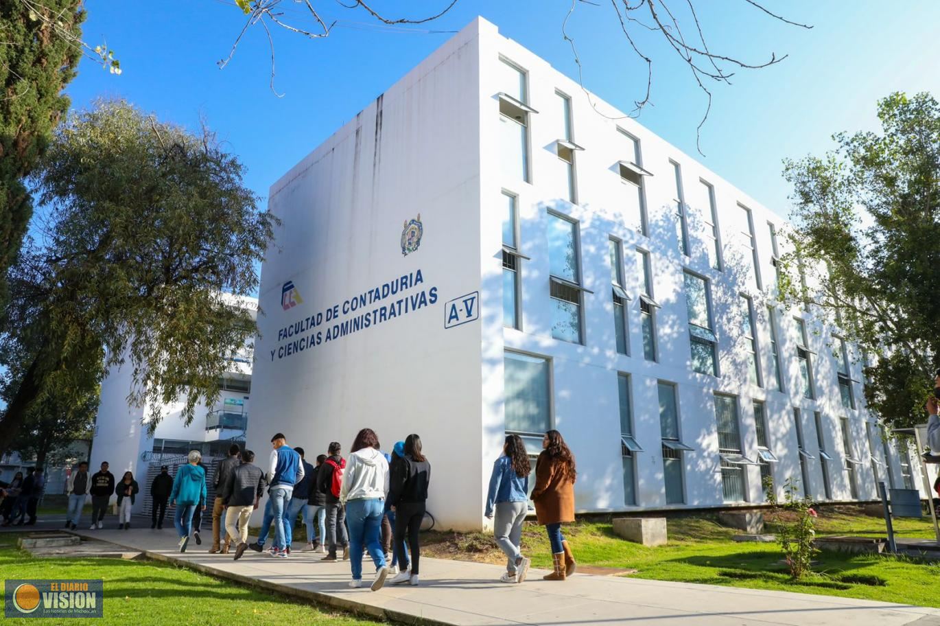 UMSNH pone al alcance de egresados del área económico administrativa opciones para su preparación 