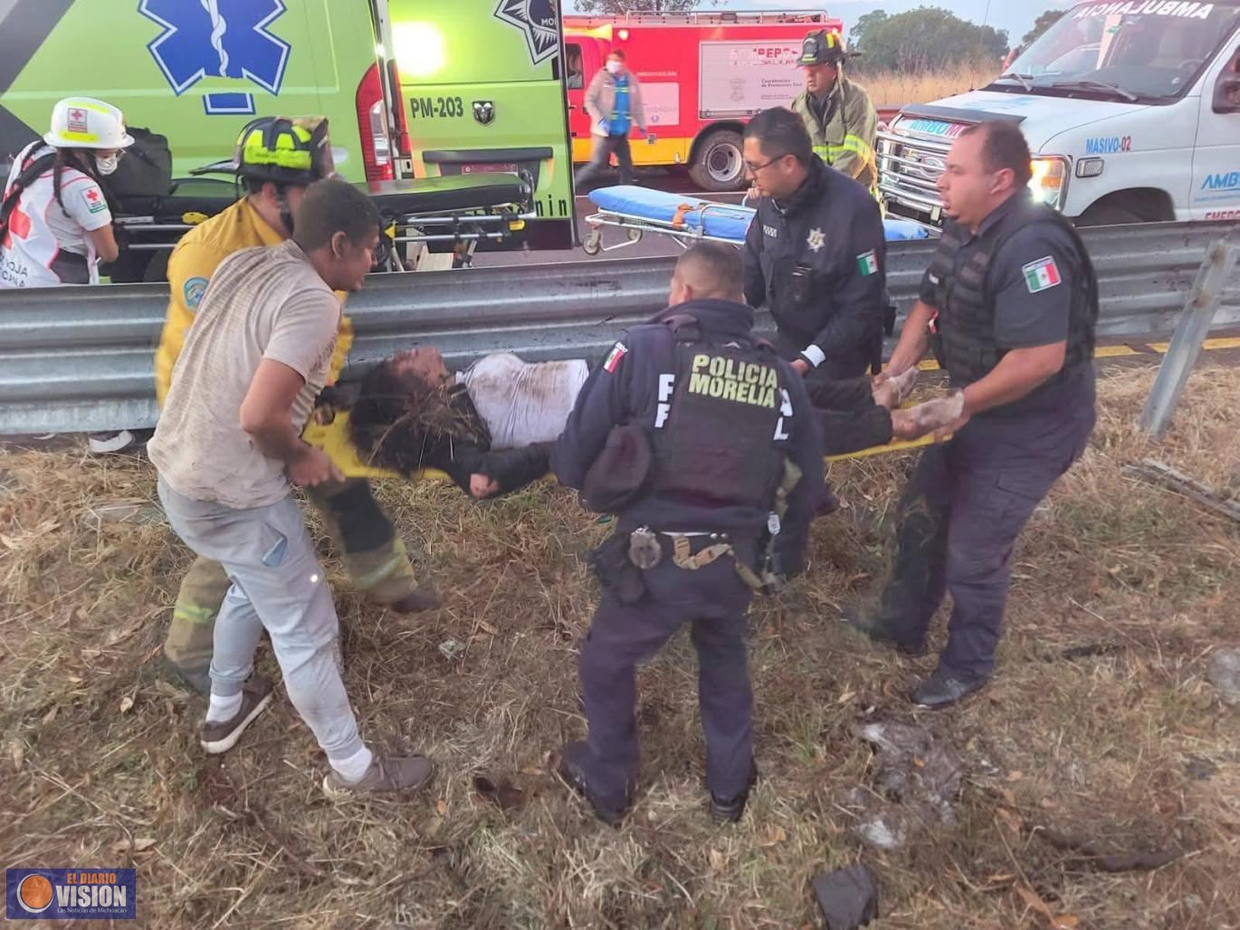 Siguen investigaciones  sobre a accidente de autobús turístico