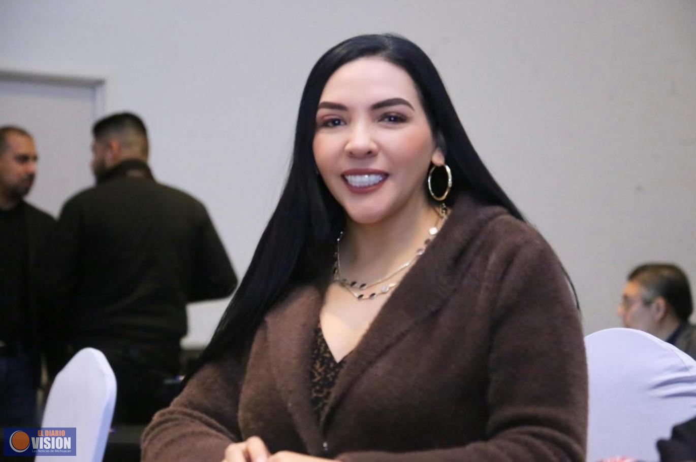 Adriana Campos exhorta a garantizar libre tránsito para migrantes en su retorno decembrino