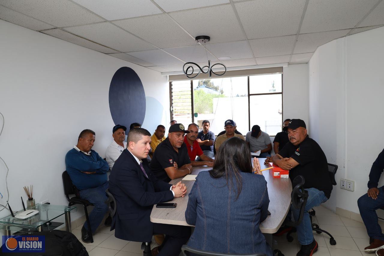 Acompaña Vicente Gómez gestiones de grupos sociales organizados del Distrito XIX