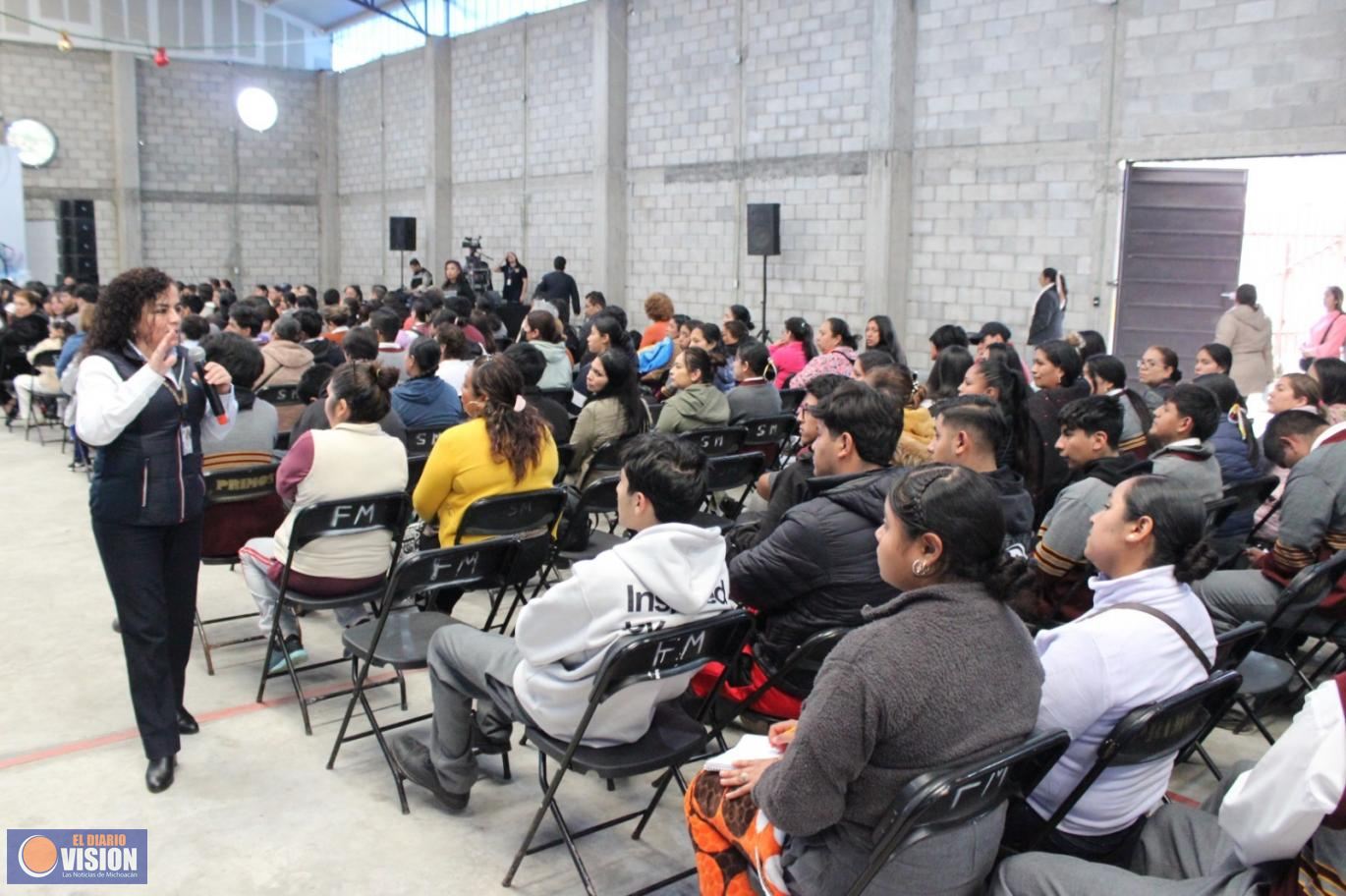 Fortalece FGE Michoacán, acciones preventivas para uso adecuado de  redes sociales con estudiantes 