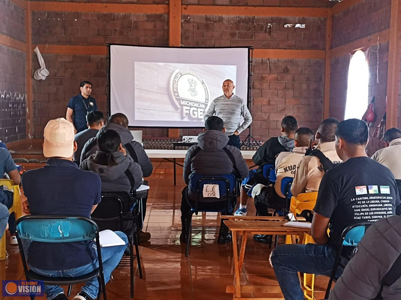 Consolida FGE colaboración con Carapan a través de capacitación a sus autoridades comunitarias