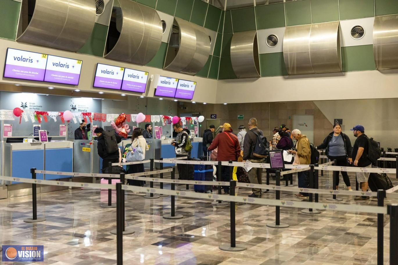 Michoacán alcanza cifra récord en 2025; más de 1.5 millones de turistas llegaron por aire: Bedolla