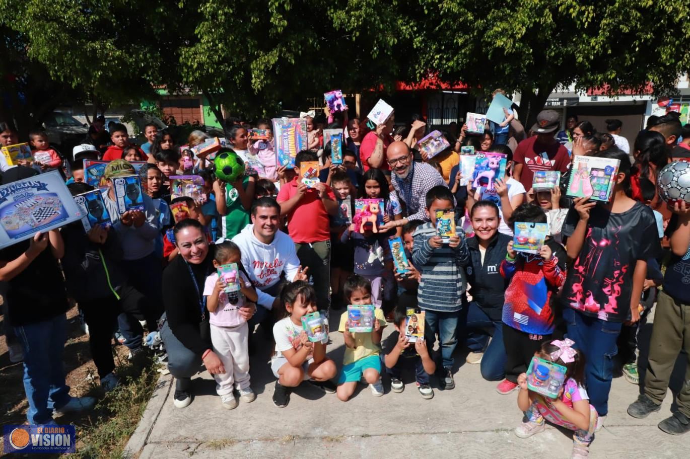 DIF Morelia lleva alegría a niñas y niños con entrega de juguetes de Reyes Magos