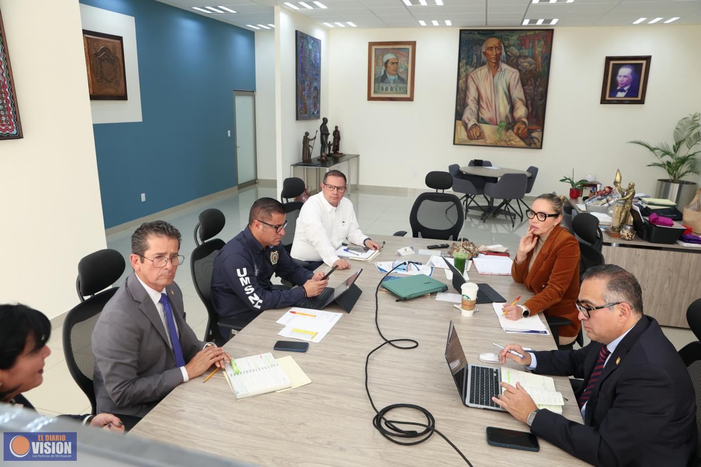 UMSNH diversifica oferta educativa; Administración, Contaduría, Mercadotecnia o Derecho en línea