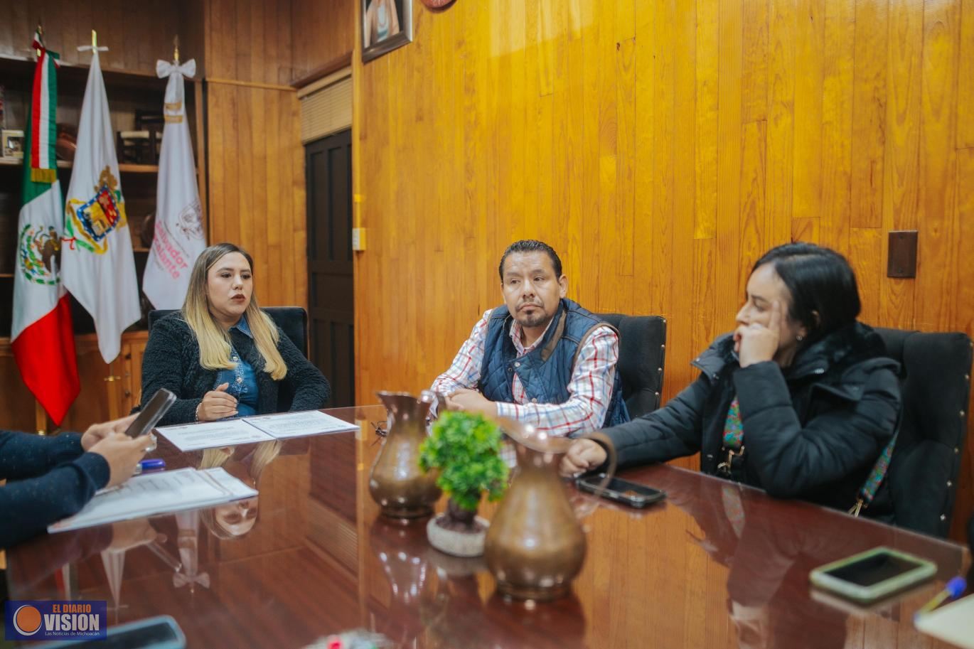 Dayana Pérez Mendoza impulsa la planeación estratégica en beneficio de Salvador Escalante