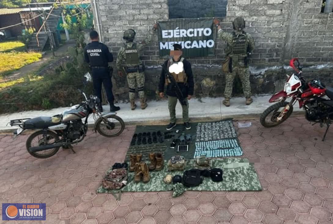 Detienen a colombiano, presunto jefe de plaza de Zirahuen