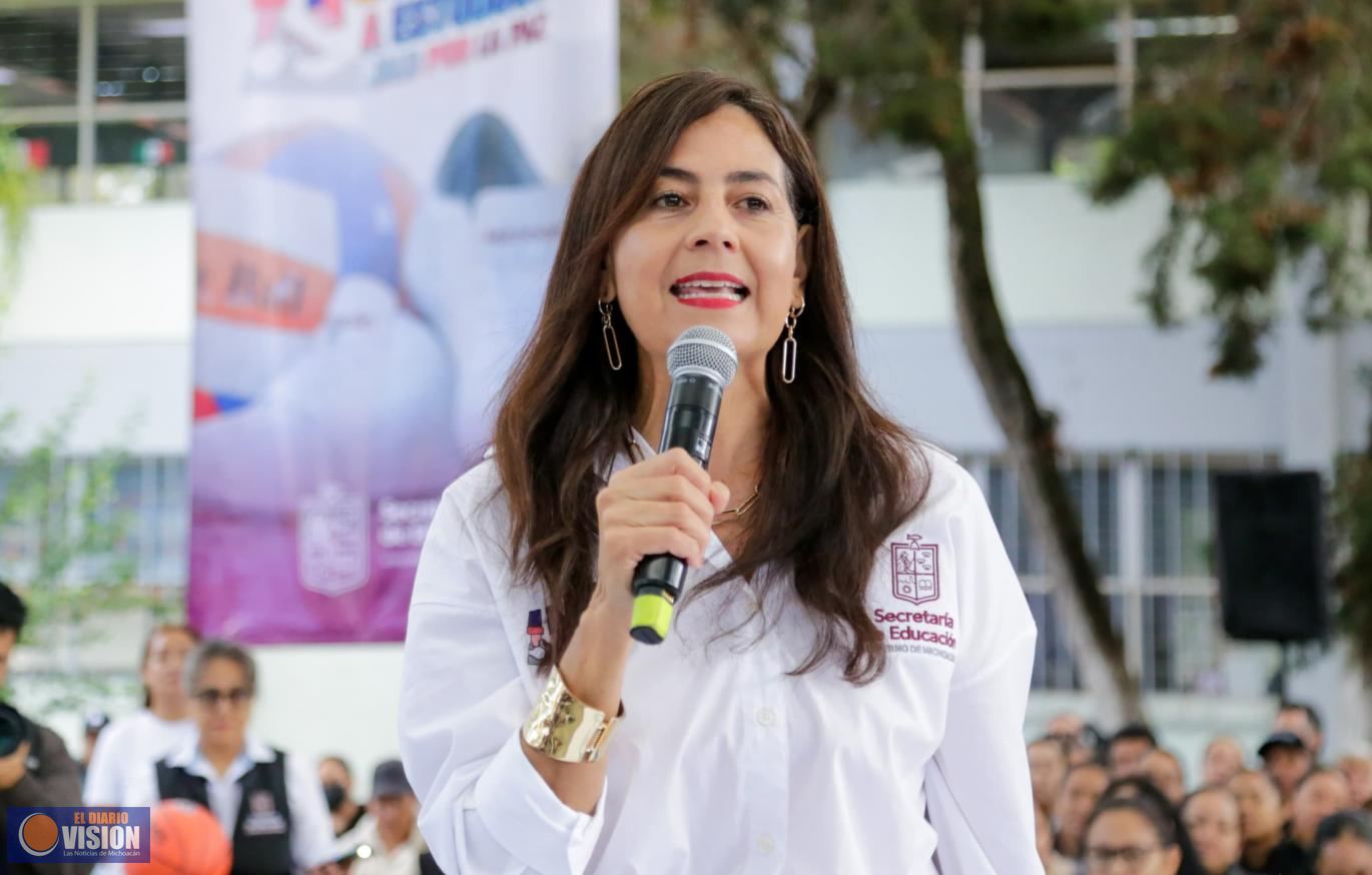 Mañana reinician clases más de 900 mil estudiantes de básica: Gabriela Molina