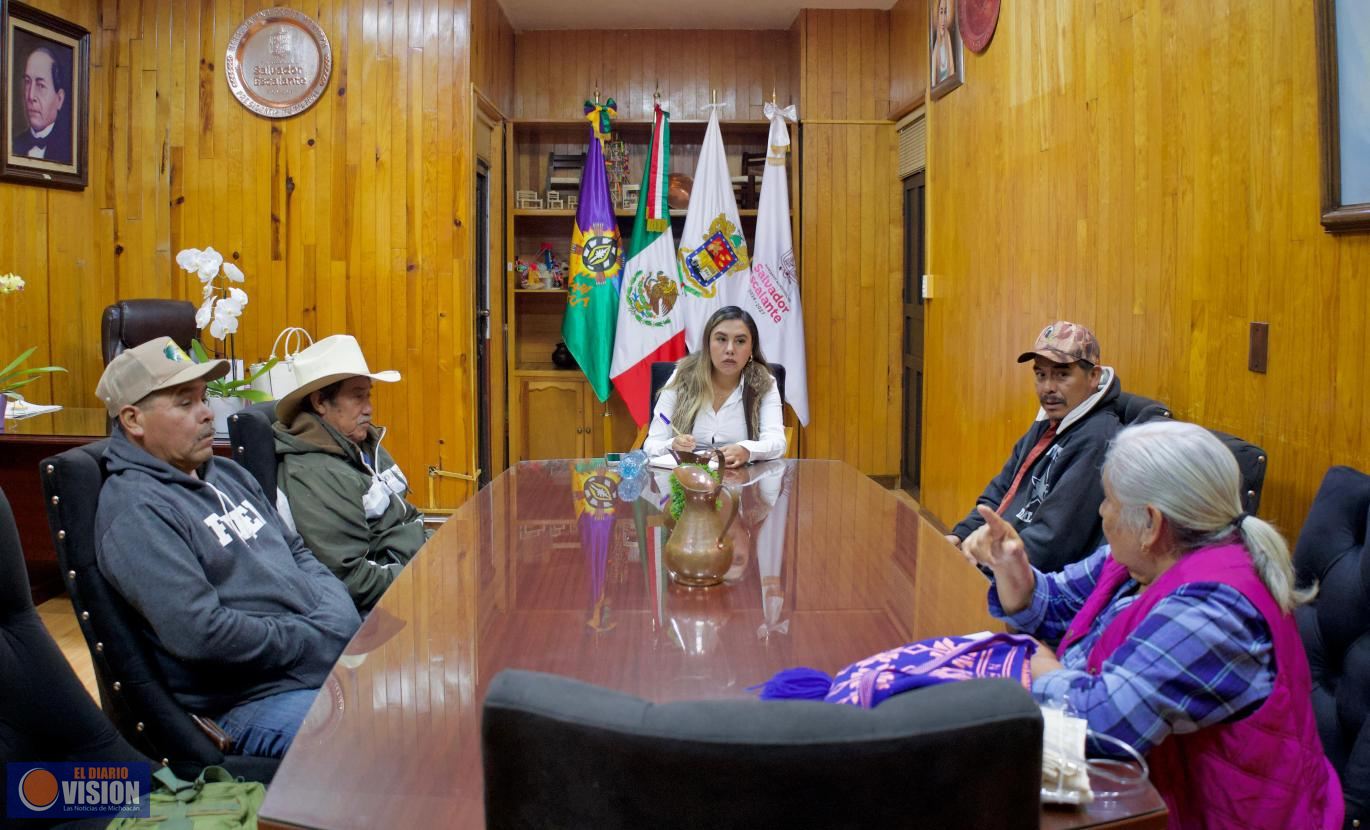 Dayana Pérez Mendoza fortalece el diálogo con la comunidad indígena de Santa Clara del Cobre