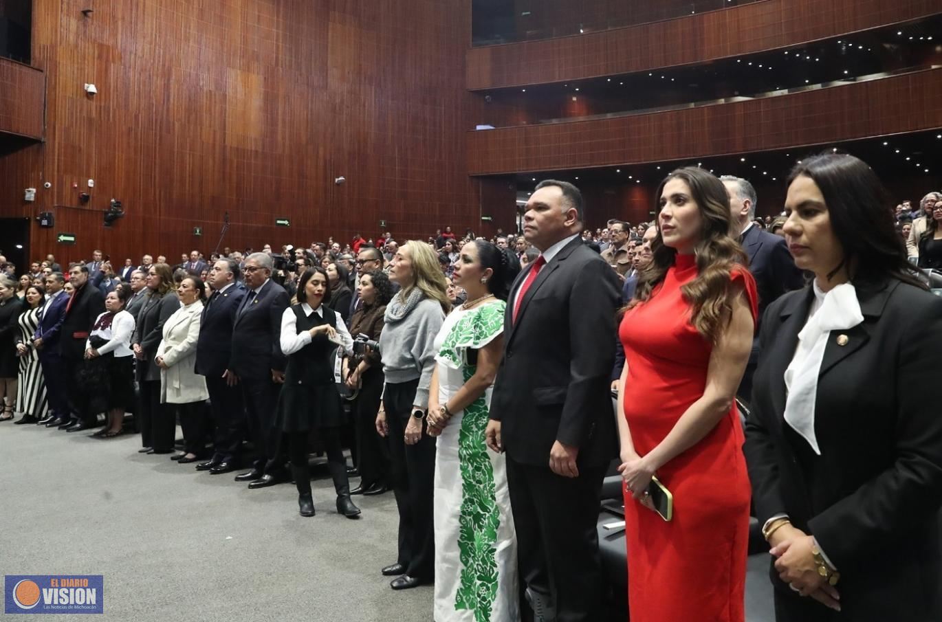 Legisladoras y legisladores guardan minuto de silencio por tía y prima del titular de la SEP 