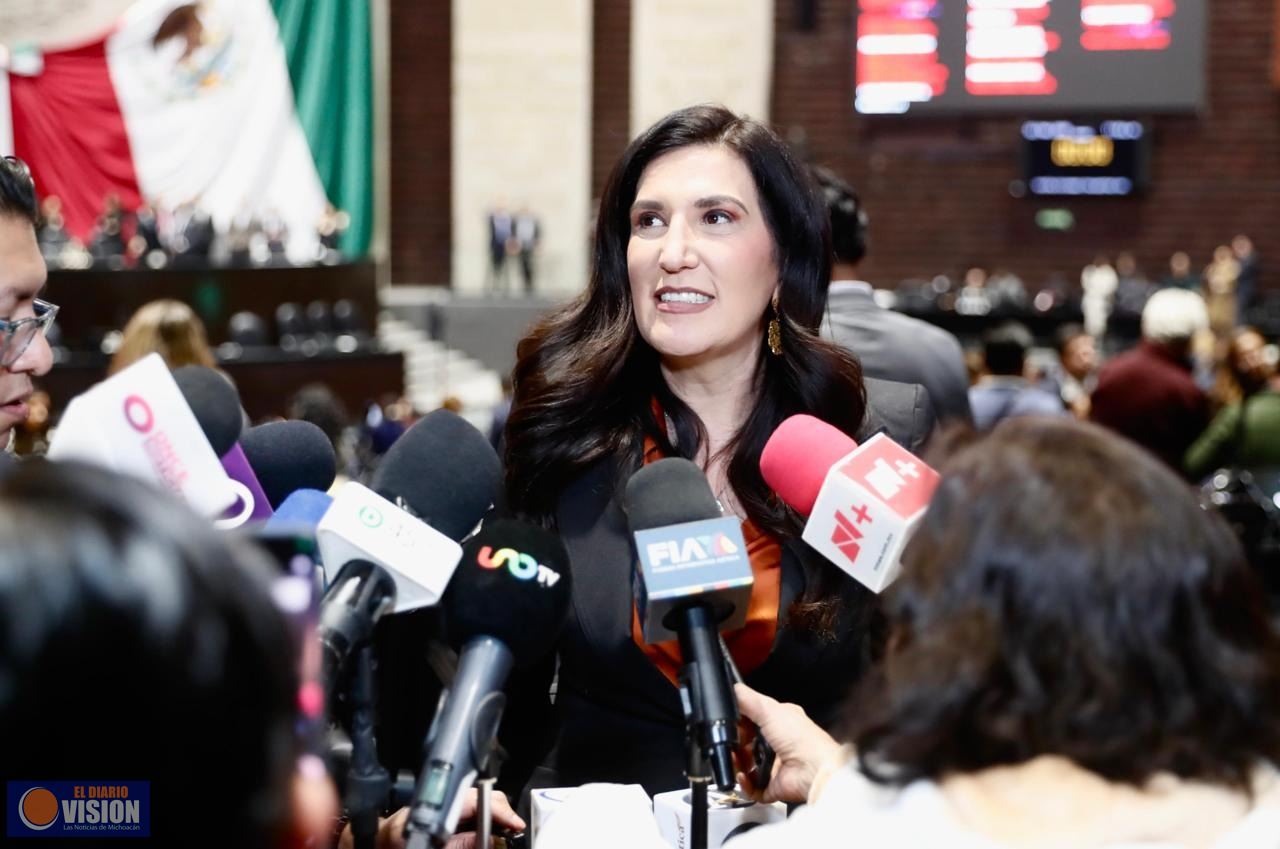 No sirve a los mexicanos una Constitución que no los beneficia en su día a día: Kenia López Rabadán